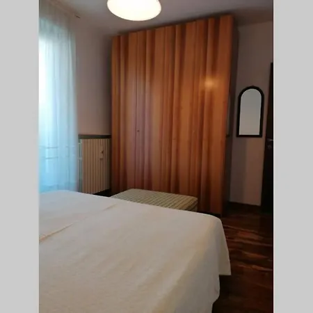 Appartamento Incantevole Con Parcheggio Gratuito Tirano Buitenkant foto